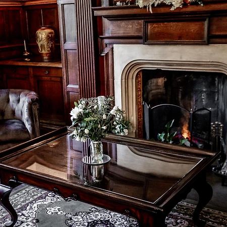 Woodborough Hall Exterior foto